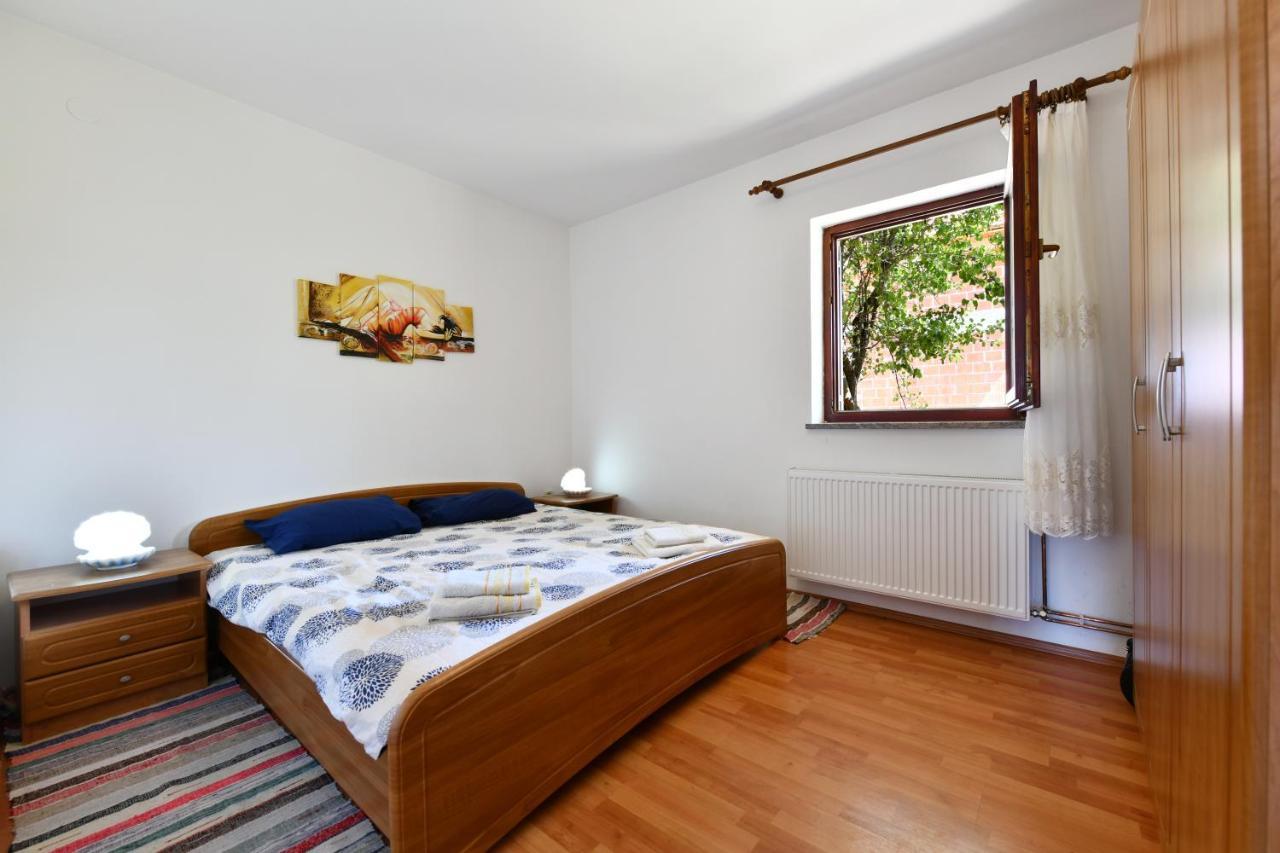 Holiday Home Matan Saborsko Exterior foto